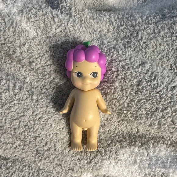 Sonny Angel Grape Blind Box Figure - Picture 1 of 6